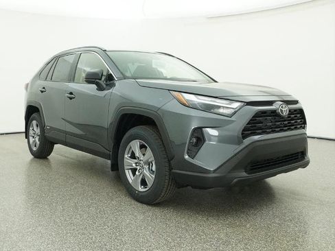 New 2025 Toyota RAV4 LE image 30
