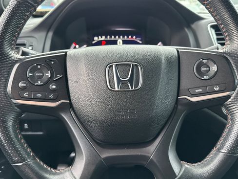 Used 2022 Honda Passport TrailSport image 17