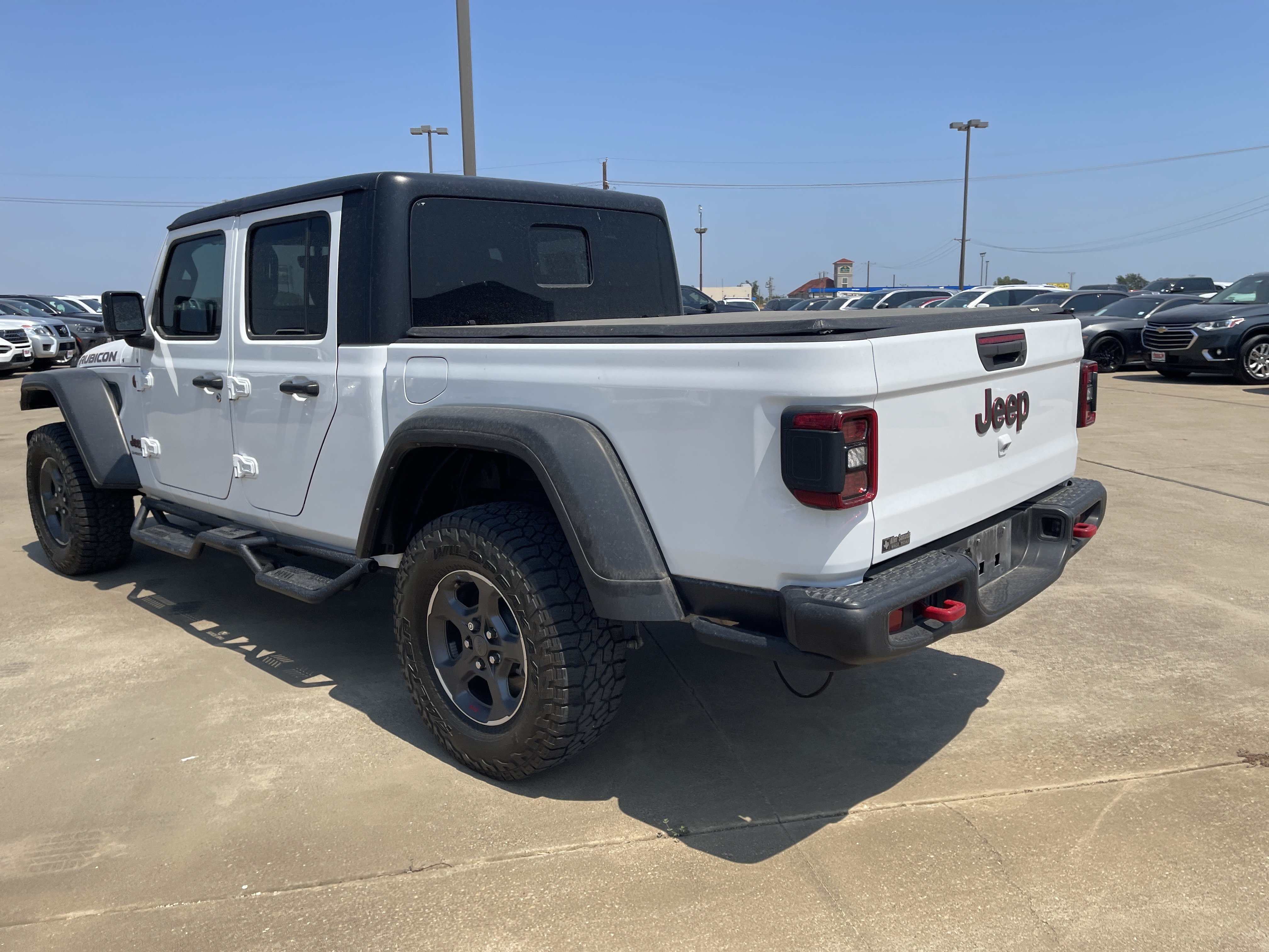 Used 2023 Jeep Gladiator Rubicon w/ LED Lighting Group AWD/4WD image 6