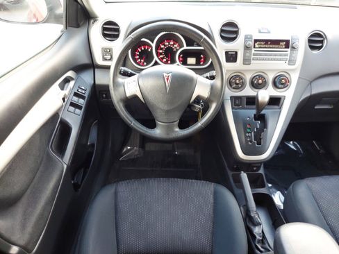 Used 2009 Pontiac Vibe AWD w/ Sun And Sound Package image 10