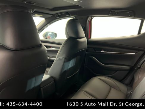 New 2026 MAZDA MAZDA3 Hatchback w/Premium Plus Pkg AWD/4WD image 21