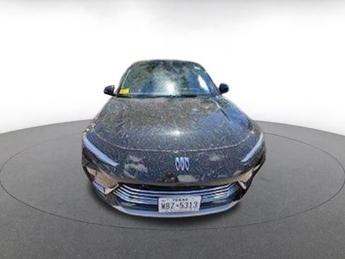 Used 2025 Buick Envista Preferred image 2