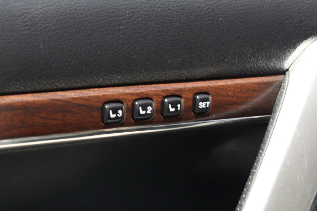 Used 2018 Toyota Land Cruiser AWD/4WD image 18