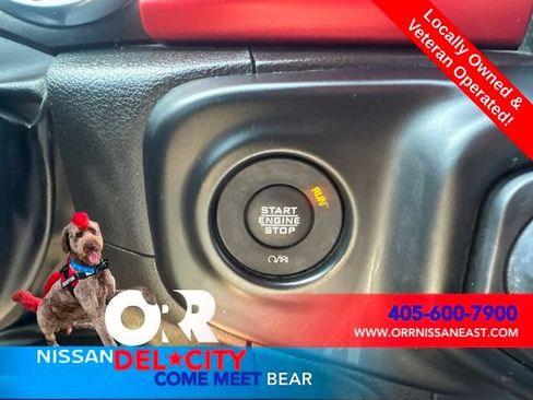 Used 2022 Jeep Gladiator Rubicon w/ LED Lighting Group AWD/4WD image 32