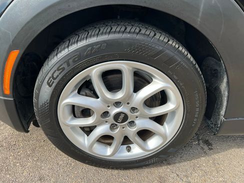 Used 2016 MINI Cooper S image 9