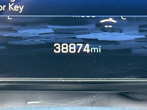 Used 2025 Chevrolet Tahoe Z71 image 28