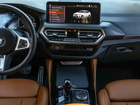 Used 2023 BMW X4 xDrive30i w/ M Sport Package image 10