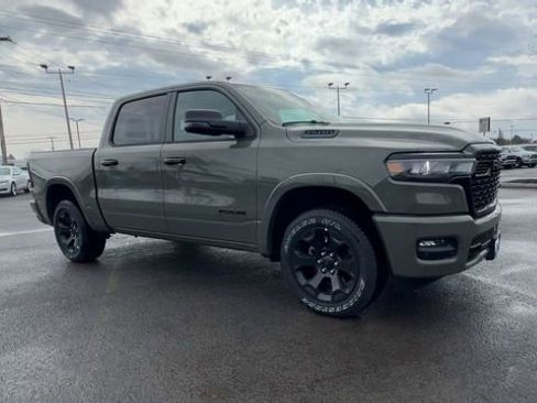 New 2026 RAM 1500 4x4 Crew Cab image 2