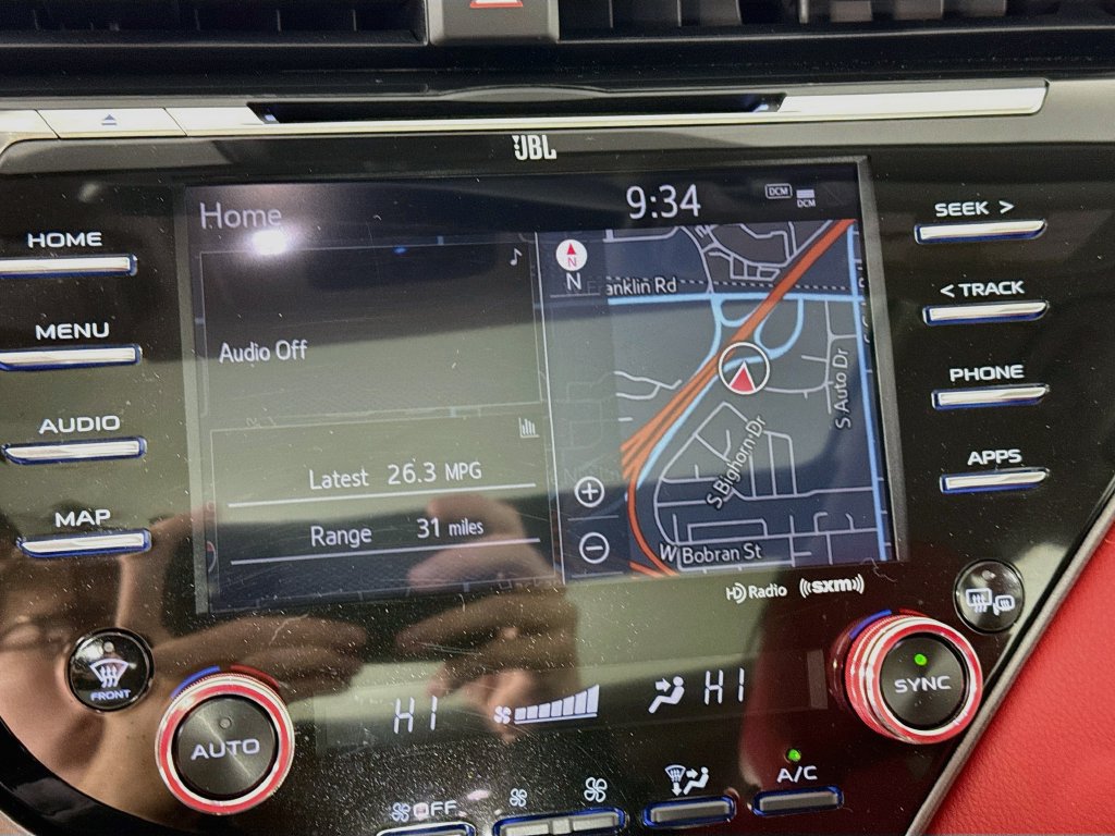 Used 2019 Toyota Camry XSE FWD image 16