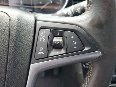 Certified 2021 Buick Encore Preferred w/ Safety Package II AWD/4WD image 28