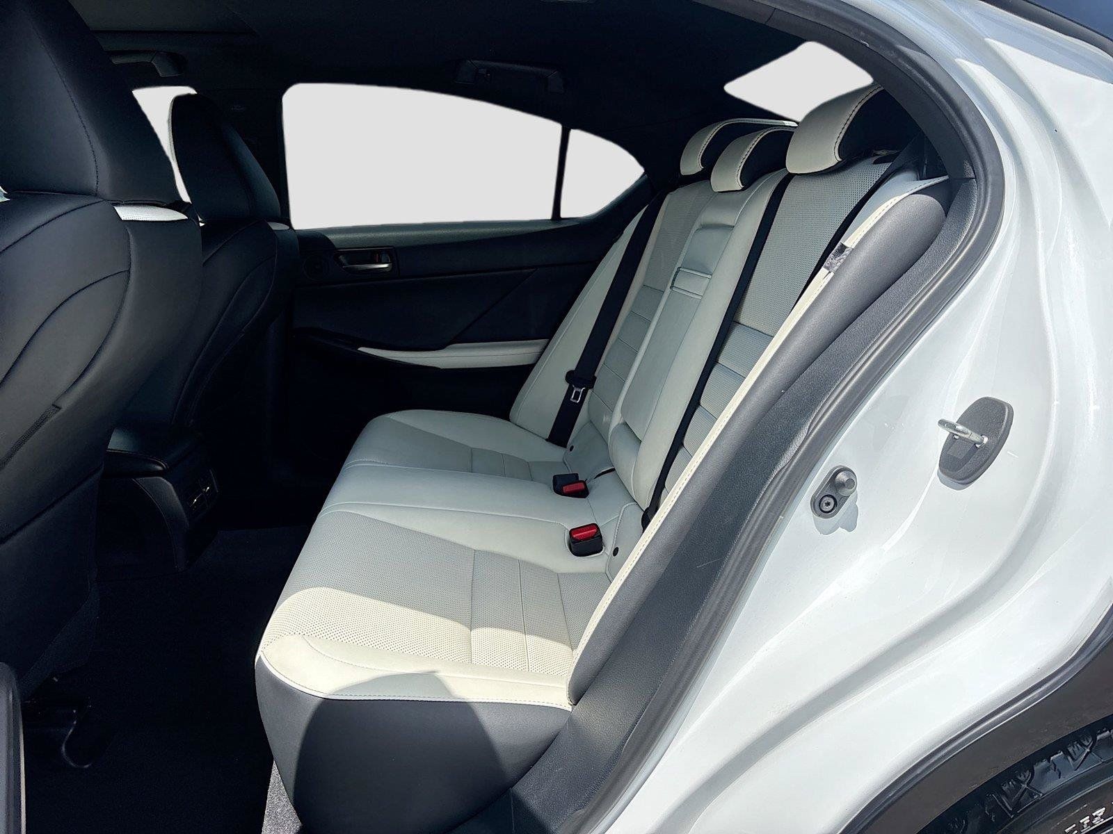 Used 2022 Lexus IS 350 F Sport RWD image 25