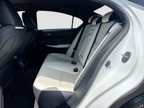 Used 2022 Lexus IS 350 F Sport RWD image 25