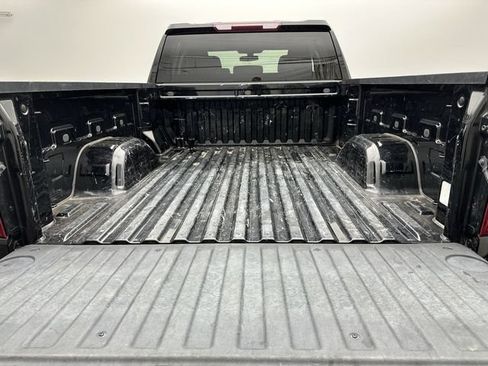 Used 2020 Chevrolet Silverado 1500 Custom Trail Boss w/ Custom Convenience Package AWD/4WD image 22