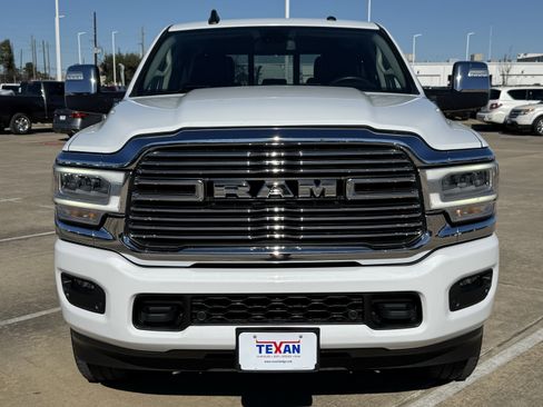 Used 2024 RAM 2500 Laramie image 11