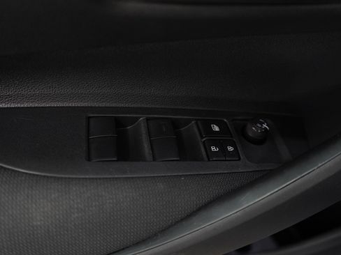 Used 2024 Toyota Corolla LE image 18