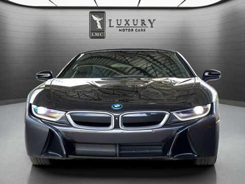 Used 2019 BMW i8 Roadster AWD/4WD image 4