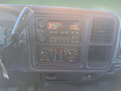 Used 2007 Chevrolet Silverado 1500 LS image 35