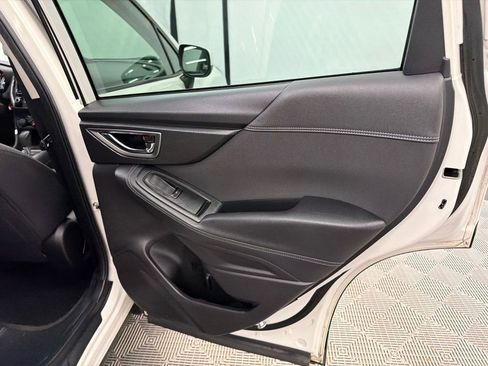 Used 2024 Subaru Forester Premium image 17