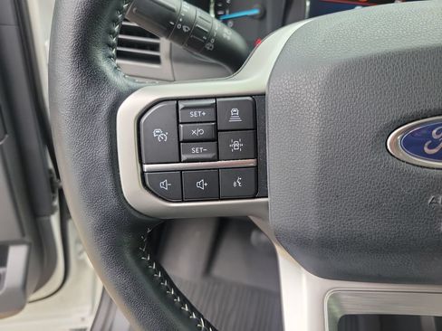 Used 2023 Ford Expedition XLT RWD image 21