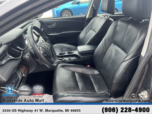 Used 2013 Toyota Avalon Limited w/ Technology Pkg image 15