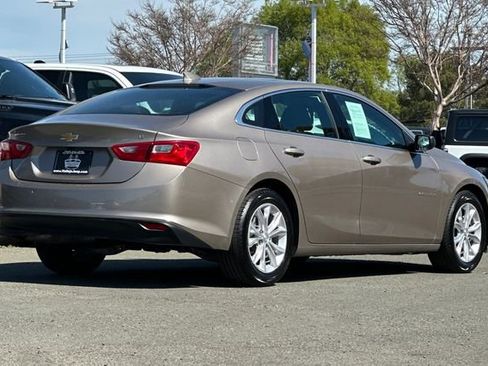 Used 2023 Chevrolet Malibu LT image 4