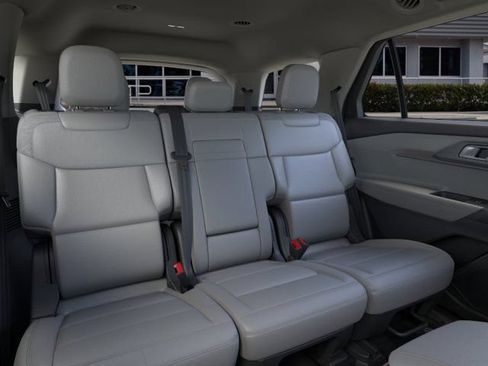 New 2026 Ford Explorer Active w/ Active Comfort Package RWD image 11