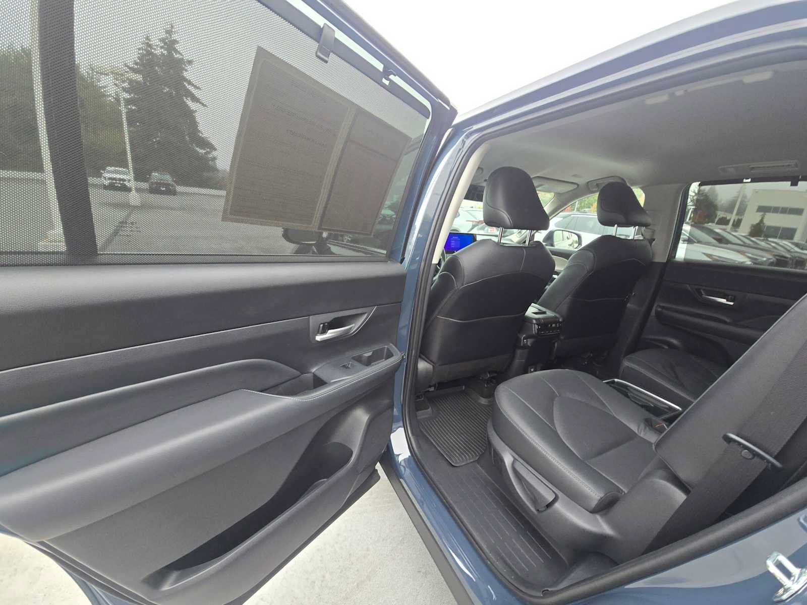 Certified 2024 Toyota Grand Highlander AWD image 15