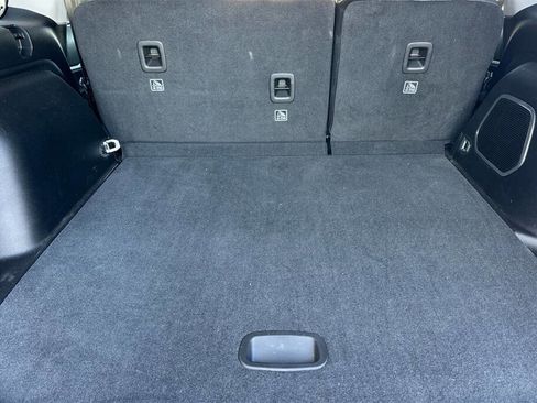 Used 2023 Jeep Grand Cherokee 30th Anniversary image 16