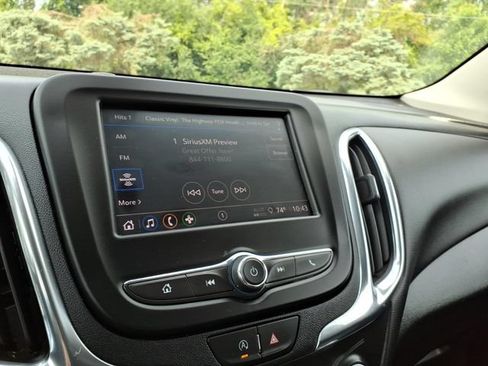 Used 2023 Chevrolet Equinox LT AWD/4WD image 17