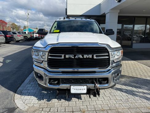 Used 2019 RAM 2500 Big Horn image 2