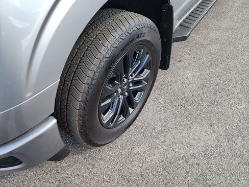 Used 2025 Ford F150 Lariat AWD/4WD image 11
