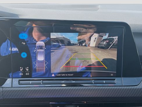 Certified 2023 Volkswagen Golf R 2.0T image 14