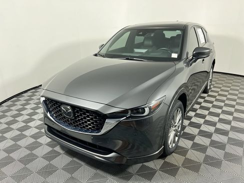 Used 2023 MAZDA CX-5 Signature AWD/4WD image 9