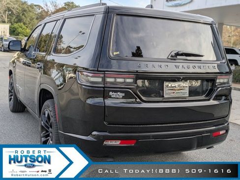 New 2024 Jeep Grand Wagoneer Series III w/ Quick Order Packagew 28T AWD/4WD image 9
