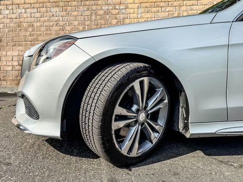 Used 2016 Mercedes-Benz E 350 Sedan image 21