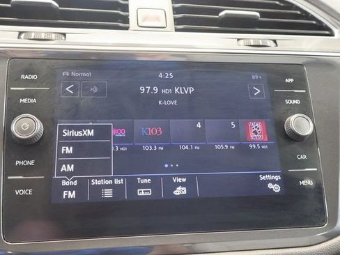 Used 2019 Volkswagen Tiguan SE w/ Panoramic Sunroof Package AWD/4WD image 24