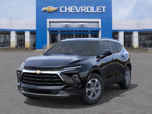 New 2026 Chevrolet Blazer LT w/ Convenience Package FWD image 6