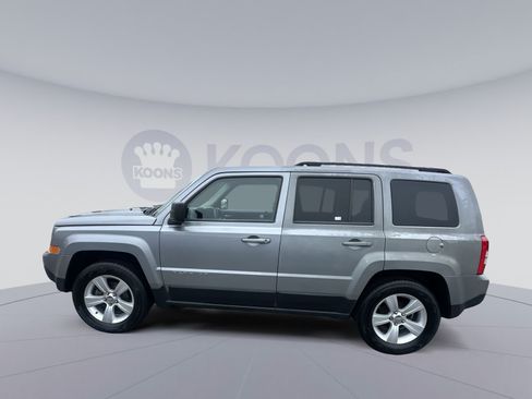 Used 2014 Jeep Patriot Latitude w/ Sun/Sound Group AWD/4WD image 7