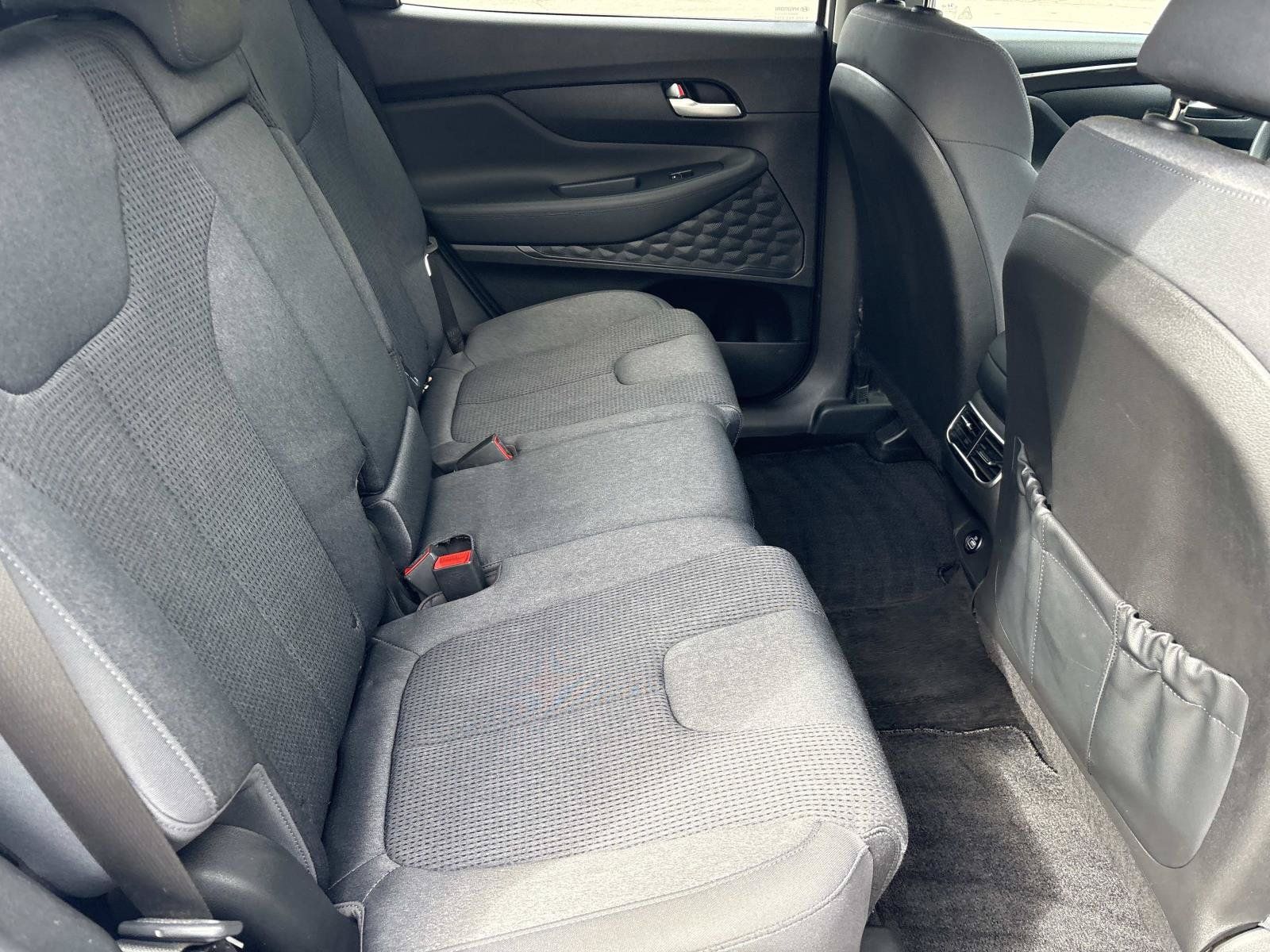 Used 2022 Hyundai Santa Fe SE FWD image 32