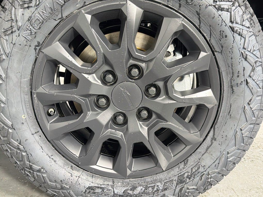 New 2026 Toyota 4Runner SR5 AWD/4WD image 31