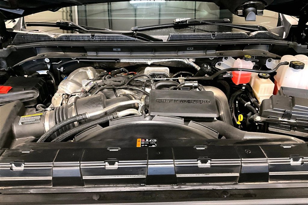 Used 2025 GMC Sierra 2500 AT4X AWD/4WD image 10