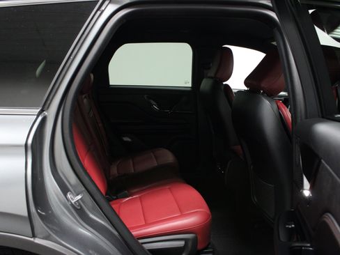 Used 2023 Lincoln Corsair Reserve FWD image 15