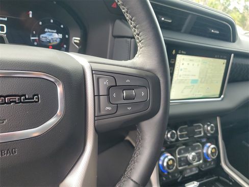 Used 2024 GMC Yukon Denali w/ Denali Reserve Package image 37