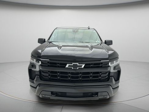 Used 2024 Chevrolet Silverado 1500 RST w/ Convenience Package II AWD/4WD image 2