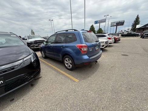 Used 2016 Subaru Forester 2.5i Premium w/ Popular Package #2 AWD/4WD image 6