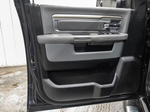 Used 2018 RAM 2500 Lone Star AWD/4WD image 38