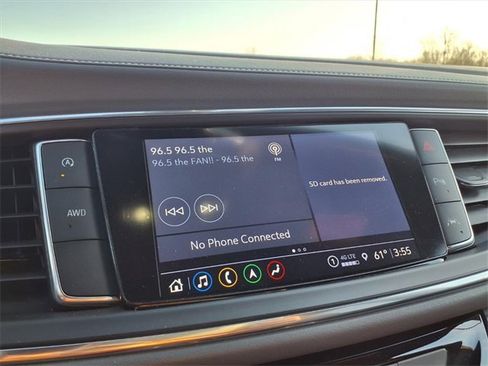 Used 2024 Buick Enclave Premium image 62