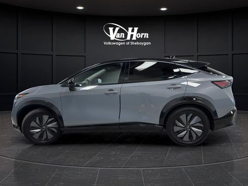 Used 2025 Nissan Ariya Platinum AWD/4WD image 4
