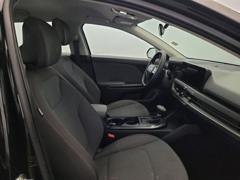 Used 2025 Kia K4 FWD image 21
