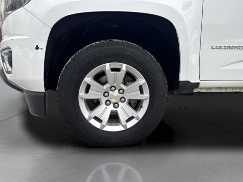 Used 2019 Chevrolet Colorado LT w/ LT Convenience Package image 5